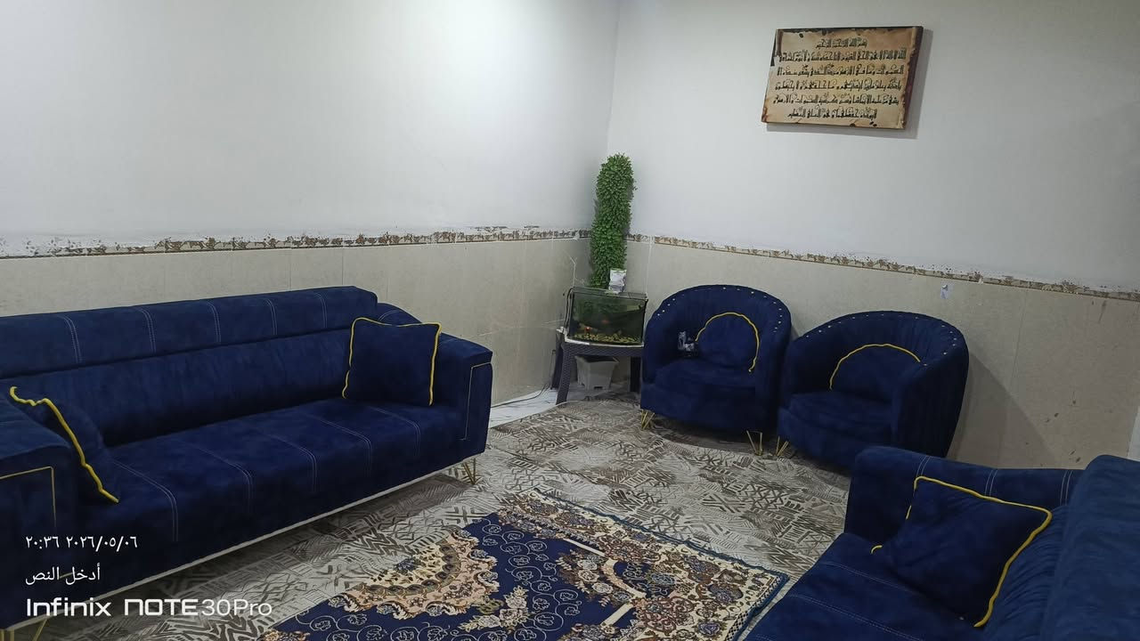 بيت للبيع ١٠٠ متر مربعه بي غرفه وصاله ومطبخ وحمام داخلي وحمام خارجي واستقبال واجهه البيت ٨ قريب على الشارع العام يبعد ٧٠ متر  مرقم من البلديه الاساس والسكف صب
موقعه : شارع المطار الجديد قريب محطه بانزين ريبال مقابيل شارع الشفلات .للتواصل *********** والخاص موجود ايضا
بيت للبيع ١٠٠ متر مربعه بي غرفه وصاله ومطبخ وحمام داخلي وحمام خارجي واستقبال واجهه البيت ٨ قريب على الشارع العام يبعد ٧٠ متر  مرقم من البلديه الاساس والسكف صب
