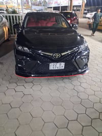 كامري وارد امريكي مديل 2018 السعر 148وبيه مجال موبايل 07813912058