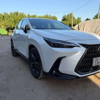 للبيع لكززNX350 موديل 2025 وكاله SAS ماشيه 6000 ضمان ع وضع الوكاله  لل...