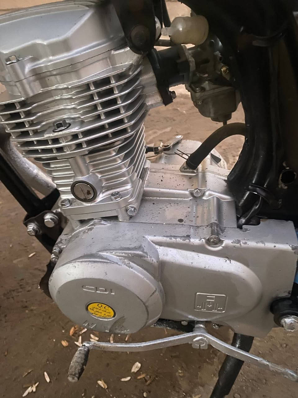 سلام عليكم دراجه ايراني للبيع شغاله بس السبرنكه مال هندر يرادلها ابيعه على حطتها رايده 225 قفل قفل الشراي يراسلني *********** مكاني بصره الجزائر
