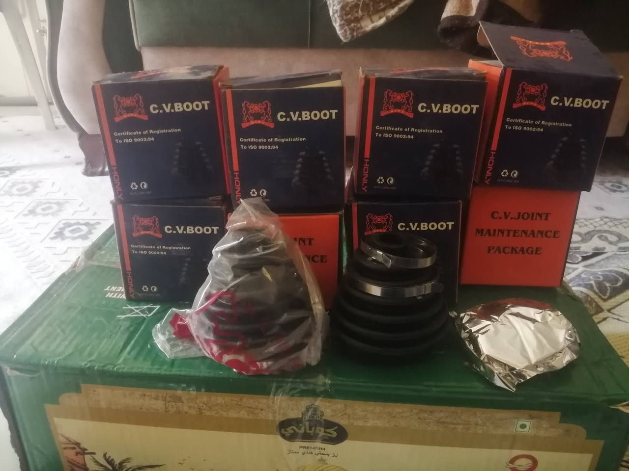 قاعدة دبل امامي 
دكمة لايت 
لاستيك درايم شفت داخلي وخارجي 
يدة سحب باب خلفي داخلي 
فلتر شوته 
فيت بم 
ترايش باب داخلي بطانه 
زعانف دعاميه 
العنوان ديالى 
توجد خدمة توصيل لجميع المحافظات 
***********
