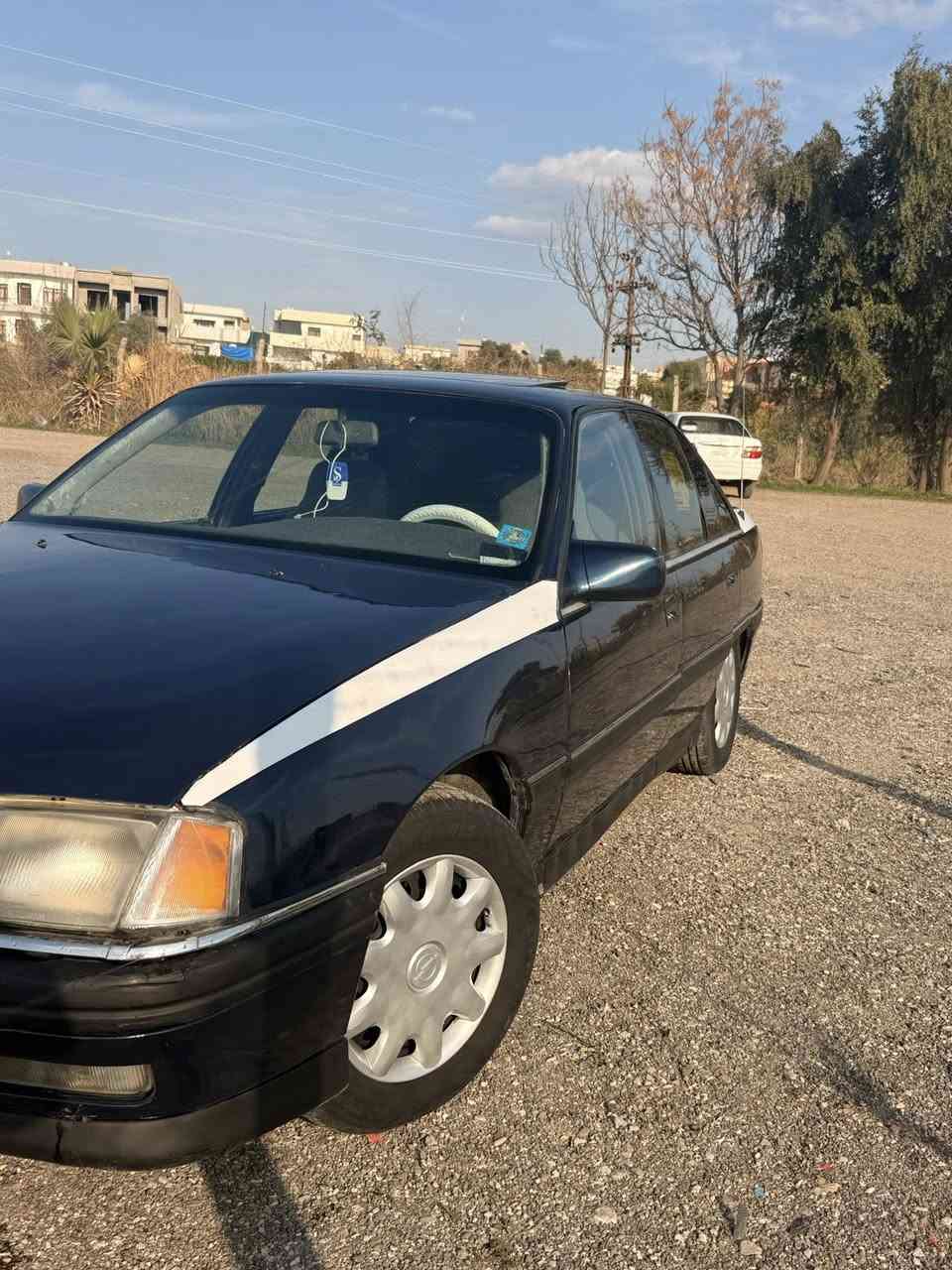 اوميكا موديل 92 رقم كركوك مشروع وطني رقم انگليزي دفتر بانزين بيها حجم 20 بلادي كير شرط محرك فقط بي خيط بخار 4 تايرات جدد صدر جديد كهربائيات كله شغاله غراض تبريد كله موجوده جوم كهربائيه شرط تريد وكاله اتريد تحويل السياره  سعر 32 
***********
