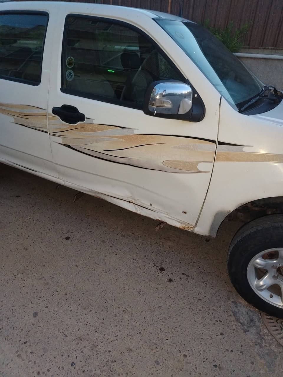 سياره جون او موديل 12 رقم بغداد باسمي رقم الهاتف 077  1382 1 9 3 7.. بغداد
