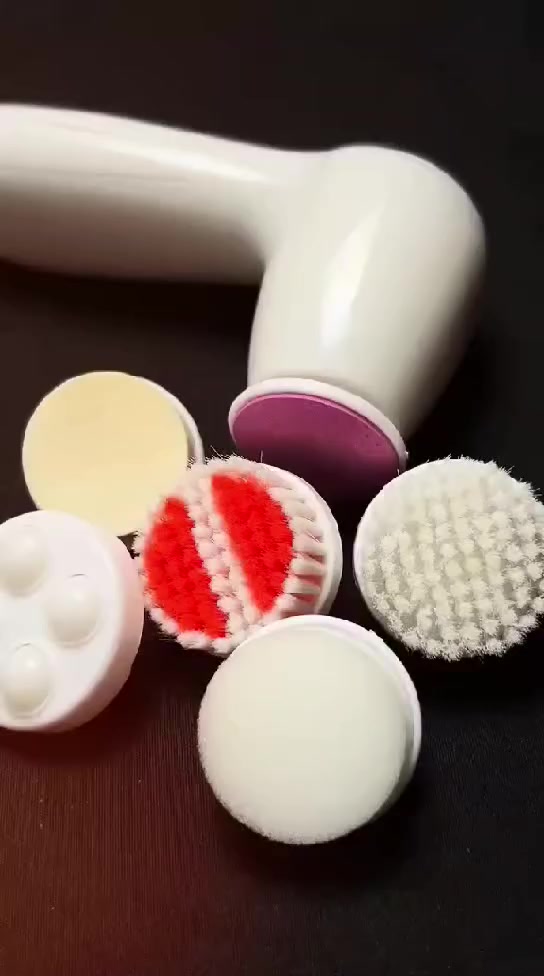 جهاز للبشرة السعر10
توصيل كل محافظات3


**إذا كنت صاحب هذا الإعلان وتريد حذفه لأي سبب، رجاءا أرسل رسالة إلى الدعم الفني**