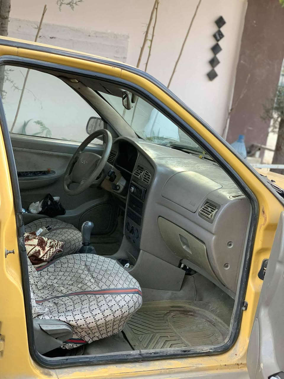 اكوين موديل 9
كير مكينه شرط 
كابون بانزين 
شرط التحويل
***********
