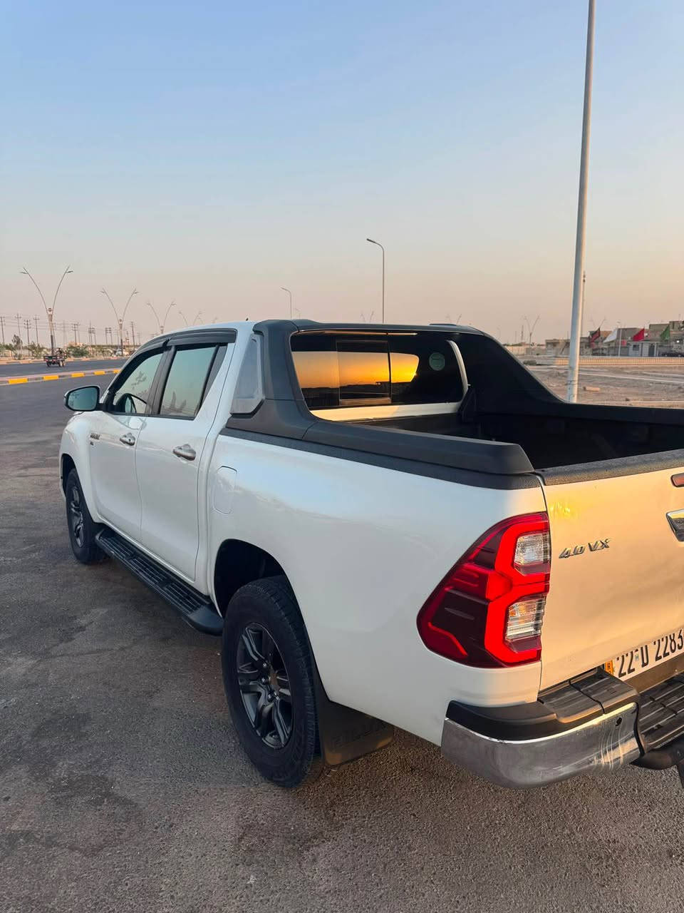 السلام عليكم
بيكب هايلوكس TRD 
محرك V6
موديل 2022
فور ويل
رقم اربيل الجديد توه مجدديها شركة سيد نهرو
جاهزة من كلشي اي نقص مابيها طخم تاير حدادة كير محرك تبريد كله جاهز
كفالة من ضربة وصبغ 
عدا باب الصندوك بارد
جاملق خلفي بارد وتكحيل بسيط
مكان السيارة : البصرة / الزبير
السعر 3دفاتر يعني 30000الف دولار وبيها مجال بسيط

للاستفسار *********** البصرة, العراق
