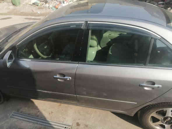 سوناته 2006 (محرك 3300  سعرها 95( ***********
