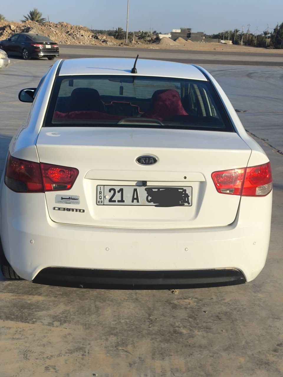 للبيع كيا سيراتو موديل ٢٠١١ خليجي
بيه باب لخلفي صبغ فقط لباقي مكفول 
كير محرك مكفول 
مواصفات عاديه 
رقم جديد تحويل أو وكاله 
تخم تاير صدر امامي خلفي كله جديد 
مكان واسط صويره 
سعر ١٠٥ بيه مجال بسيط 
***********
