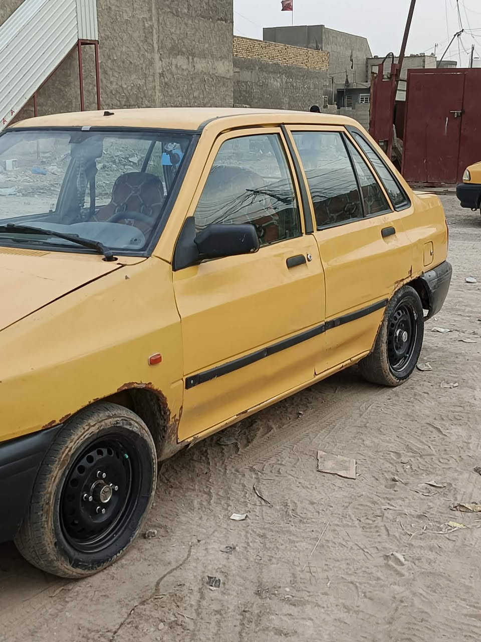 سلام عليكم سايبه موديل 12 مدينه وكير خير من الله كشر نظيف جاملغ واحد مبدل مطلوبه هيه 500 و غرامات 200 ينزلن من سعره تحويل مباشر السعر 20وبيه مجال مكاني حله البكرلي قرب الملعب ***********
