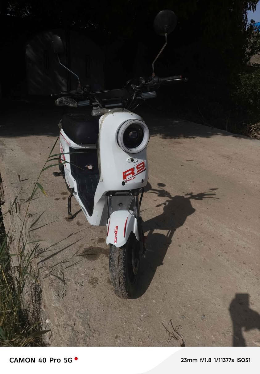 السلام عليكم دراجه شحن اللبيع مديل 2025نضيفه كلشي بيه شغال تايرات جدد بس يرادله بطاريات سعر 350وبيه مجال وهذه رقمي ***********تحياتي ابو الخصيب, البصرة
