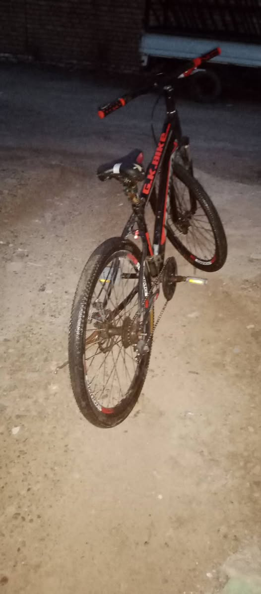 السلام عليكم بيسكل من شركةG.K.BIKe جبلي حجم 26 عنوان اسوار بغداد السعر 80وبي مجال


**إذا كنت صاحب هذا الإعلان وتريد حذفه لأي سبب، رجاءا أرسل رسالة إلى الدعم الفني**