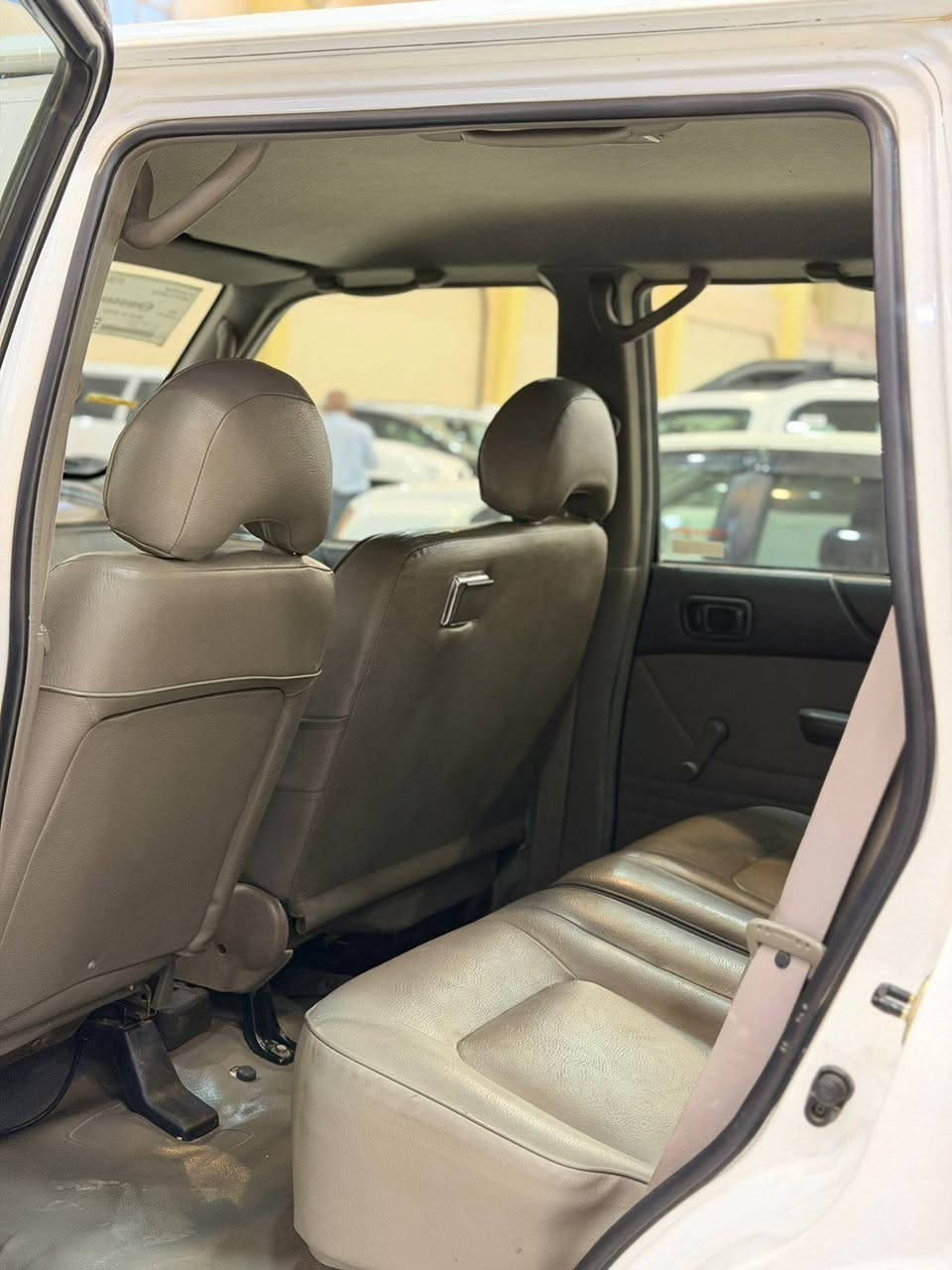 عليكم للبيع نيسان باترول 2002 محسن كيرو محرك كفاله حداديه خير من الله مكفوله صبغ والبارد  سياره اصوليه بشرط حاسبه العراق ثانويه بسمه ورقم جاهز جديد لحد 2030
للاستفسار رقمي موجود واتساب ***********والي ماعنده انبيع على أقساط المريح
