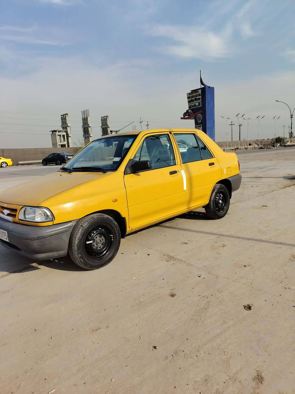 يالله للبيع سايبه موديل ٢٢ماشيه ١٣٨بسمنه كفاله من تبديل موضح كلشي بلفديوو مصفره هيئه وغرامات سعر ٥٨وبيهه مجال كلش بصيط مكاني بغداد قرب مجمع بسمايا حي الوحده رقمي ***********
