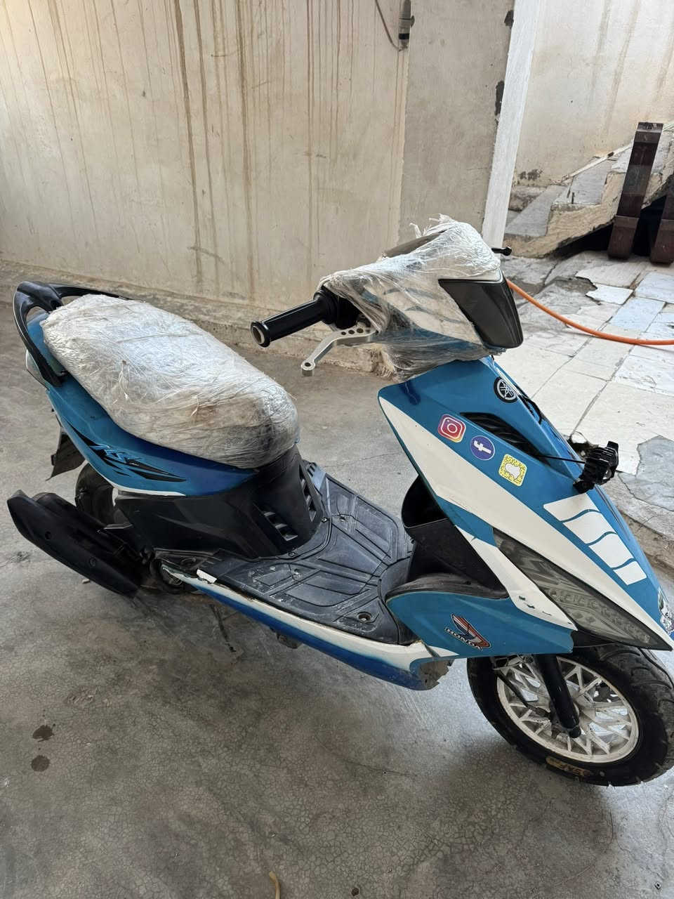 دراجة ماكس 120 مضلع ياباني للبيع
شغال مابي اي مشكلة هندر واحد يشتغل
لاصرف لا دخان
ماطور رياظي كلش قوي
بس كلج مالتة تعبانات رايدلة تغير
سعر (٣٥٠)قفل🔒 
مكاني كركوك - رحيم اوة


**إذا كنت صاحب هذا الإعلان وتريد حذفه لأي سبب، رجاءا أرسل رسالة إلى الدعم الفني**