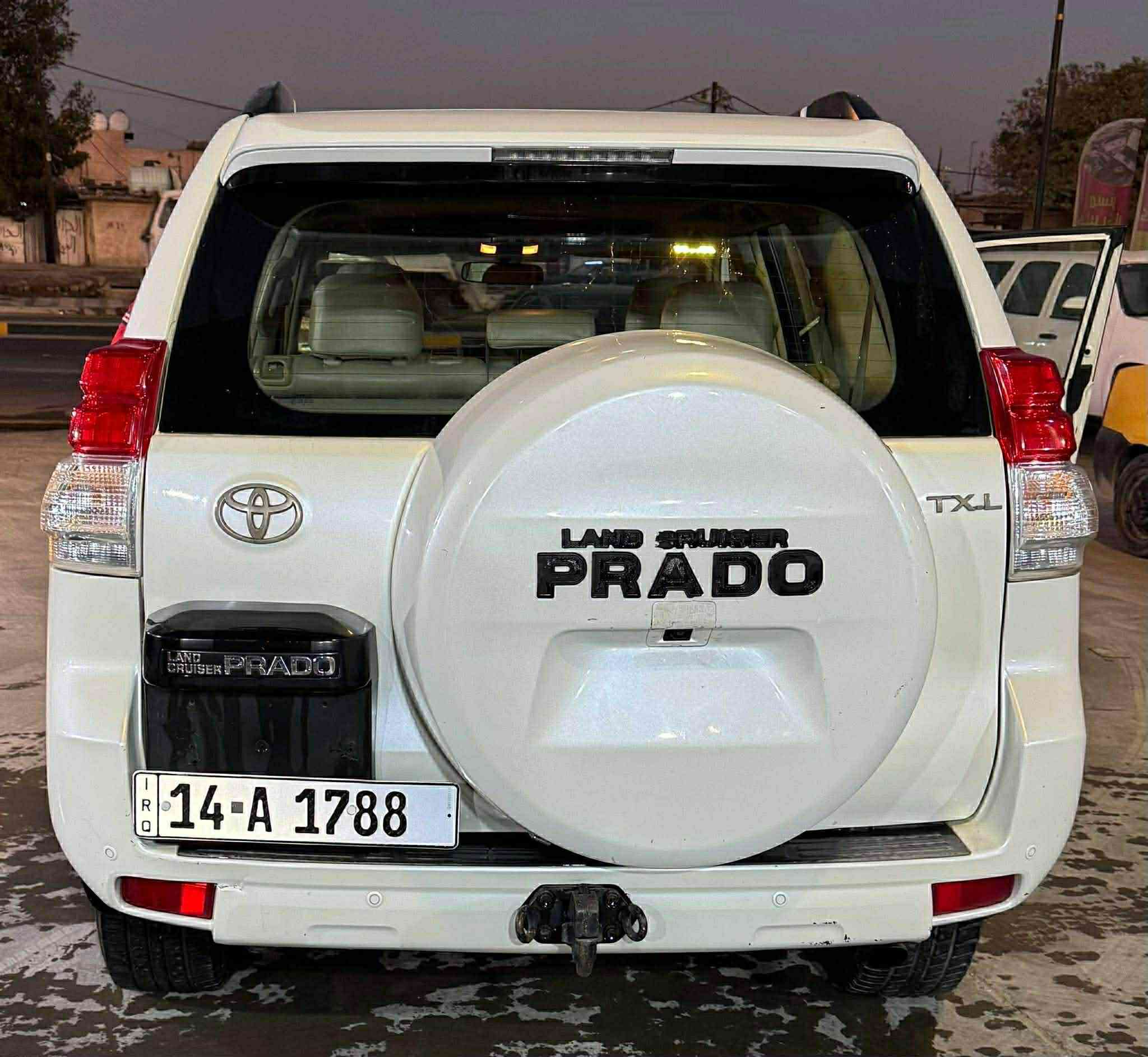 #الجميع  للبيع #برادوا موديل ١١ تفاصيل بالصور  رقمها حلو بصرة  السيارة والتحويل والشرعي  في بغداد 

***********
