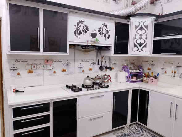 اعلان
دار للبيع طابقين مع الاثاث مساحة ٢٥٠ طابو زراعي يحتوي ٤ غرف منام كل واحدة ٥×٤ + ديوان ٧ متر + هول + مطبخ  + صحيات عدد ٣ مناور + مخزن +  كراج  ١٣ متر + حديقة كبيرة والسطح ايزوا كام + قمرية 

السعر (١٩٠ مليون )المكان ابي الخصيب حمدان قرب مستوصف حمدان ثاني بيت عن الشارع العام .الاتصال على الرقم (***********)
