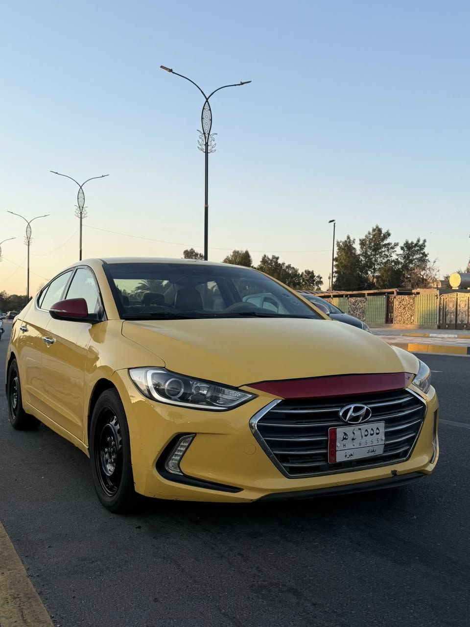 السلام عليكم النترا 2017 رقم بغداد تحويل مباشر السعر ( 110$) مكانها بغداد *********** مواصفات فول عده الفتحه بصمه تشغيل + بصمه ابواب / كشنات جلد / شاشه جبيره وكامره / رادارت جانبيه / تحكمات ستيرن جهتين / كشن كهرباء سياره وارد امريكي حادث بنيد بدون دواخل محرك 2000 دوش كير AT
