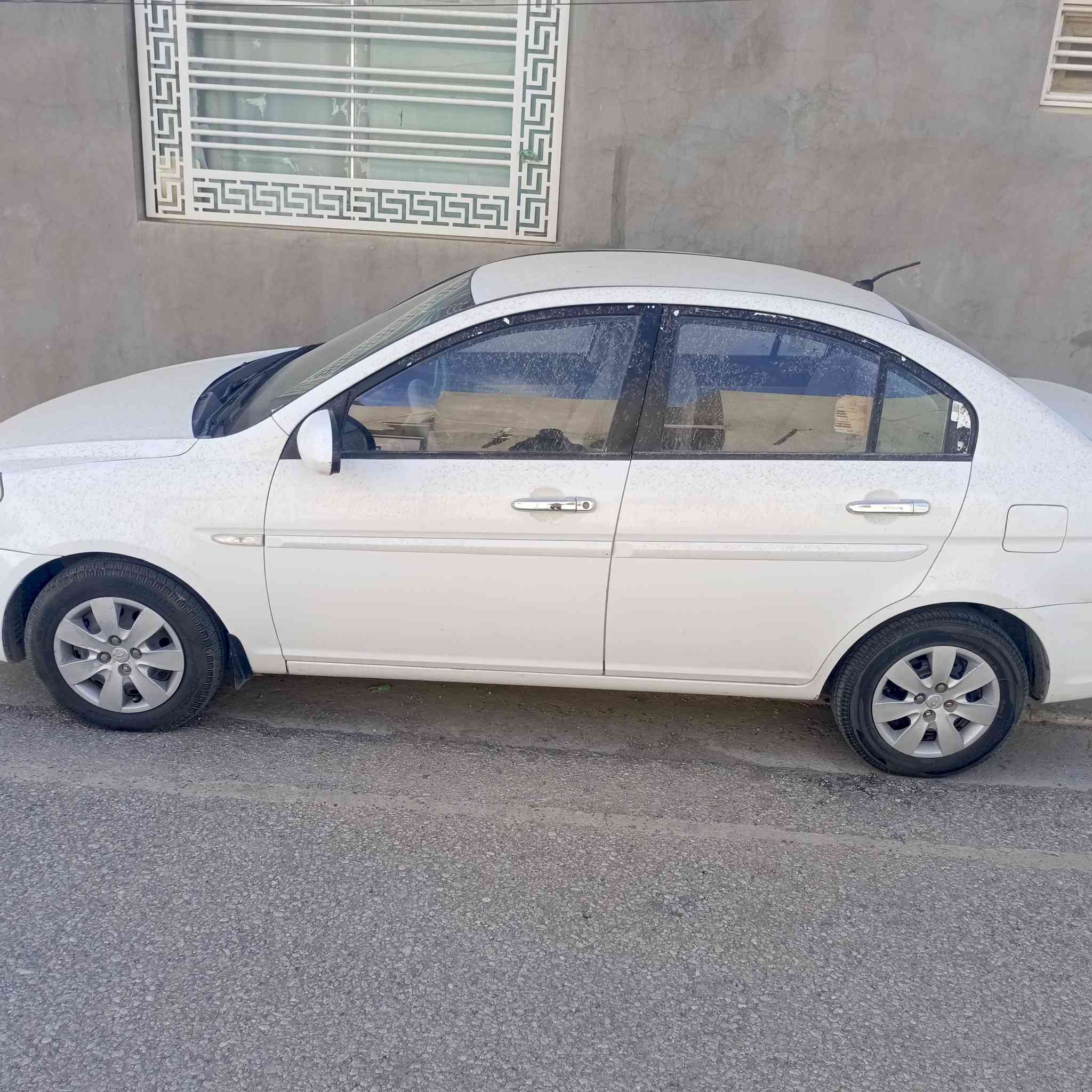 سلام عليكم
اكسنت موديل ٢٠٠٩

مكفولة من الصبغ و التبديل 

بيها باردات هواي 

تبريد شغال 

المكينة تنقص

رقم بغداد الماني 

سنوية ما ساقطة 

هزة ساقطة 

محرك الف وستمية 

النجف الاشرف. حي. المكرمة

السعر ٩٣
***********
واتساب فقط
