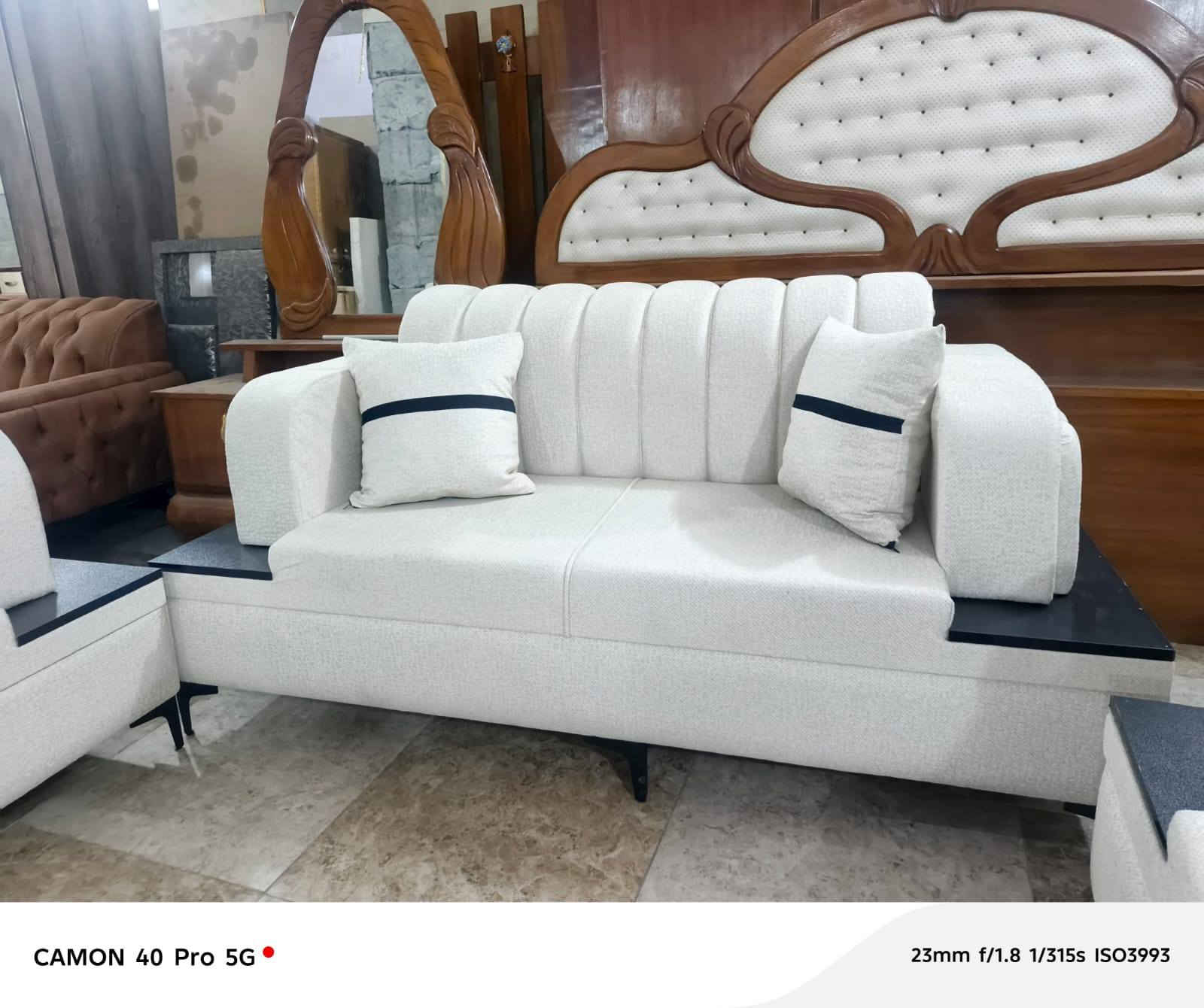 🌹 السلام عليكم زبائنه الكرام 🌹يعلن معرض ومعمل أنمار للأثاث بتجهيز أحدث الموديلات التركيه من الدواوين والقنفات حسب الطلب 🌷 من أجود انواع الخشب والسفنج والأ قمشه وبأسعار مناسبه وشرط الضمان 🌹 ملاحظه العنده ديوان أو تخم ويريد ايبدله ناخذه منه ونفصله جديد والفرق حسب الاتفاق 💐 للأستفسار ☎️ واتساب *********** ☎️ *********** كركوك, العراق
