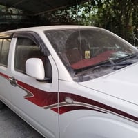 نيسان نافارا • بيك اب • ٢٠١٠
