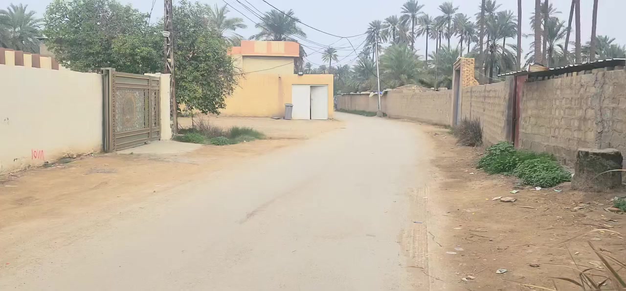 السلام عليكم بستان للبيع العنوان واسط صويره جويميسه الغربيه قرب جامع الصحابه الكرام
واجهيه 17 م
١١٥٠ م المساحه الكليه 
موجود بي 
١١ نخله 
شجر برتقال  اكثر من  ٦٠ شجره  
شجر حامض عدد ٢
شجر لالنكي عدد ٣ 
للاستفسار ***********
