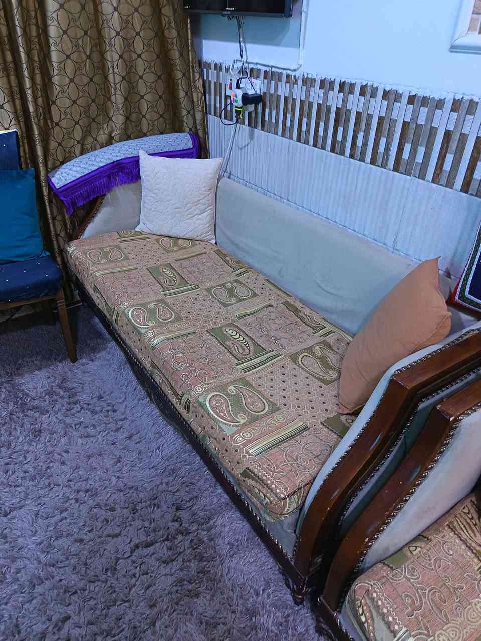 تخم تسكام 10 مقاعد استعمال قليل دوشمه داخليه متحركه السعر 250
العنوان الشاوي نزلة العيد
***********
