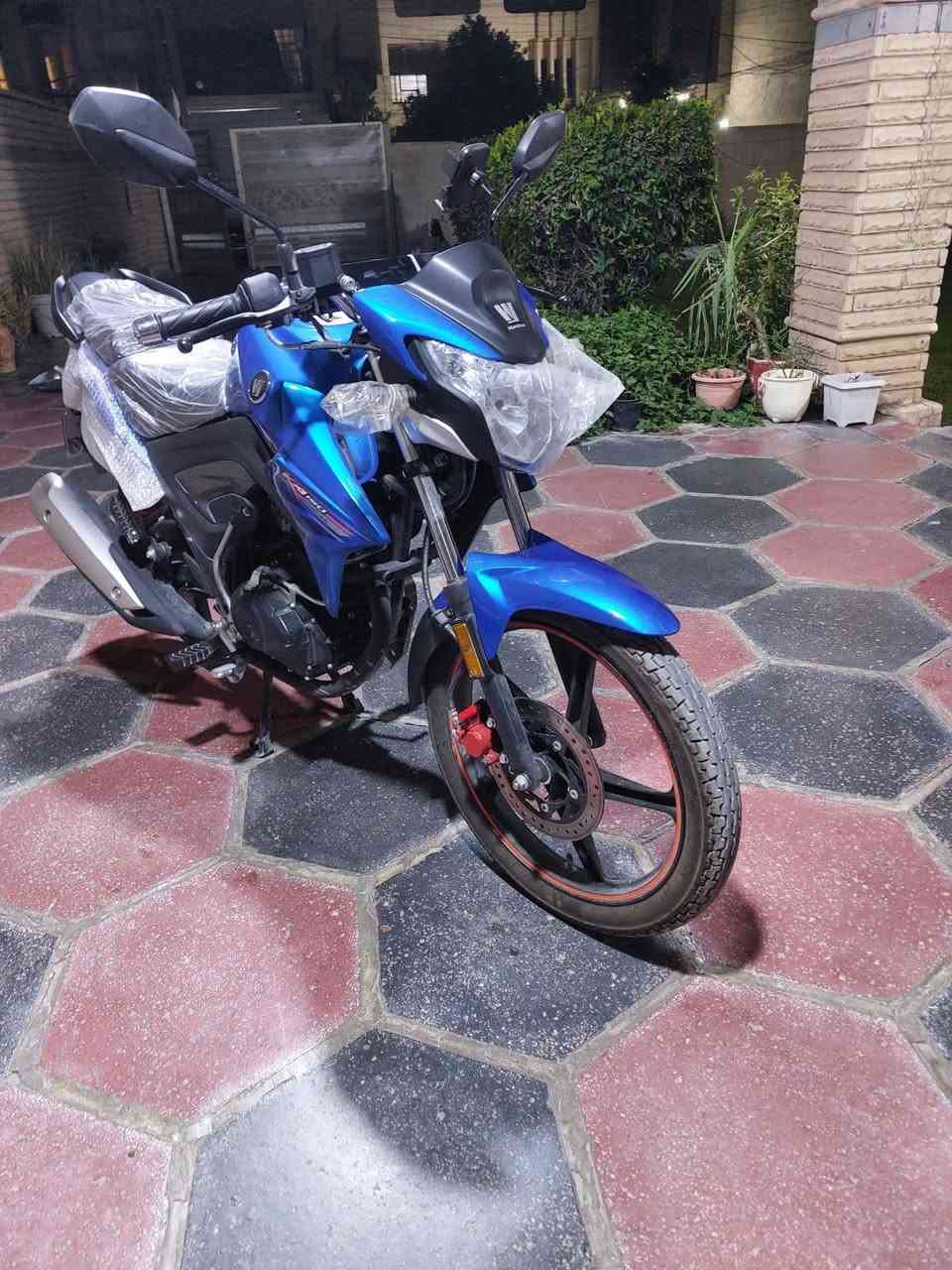 مكلف بل نشر 

السلام عليكم للبيع دراجه هاوجي KA زيرو ماشيه اقل من الف موديل 2023 150cc مرقم بغداد رقم انكليزي جديد هزه جديده سنويه باسمي شرط تحويل بدون وكاله  خزان الوقود 10 لتر تقريبا اقتصاديه بالبنزين العداد دجتال السعر 20 بيها مجال بسيط  للتواصل ***********
