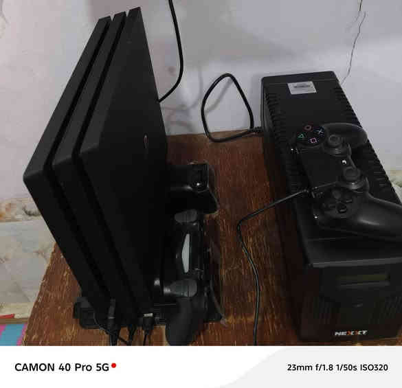 السلام عليكم شباب بلي فور مهكر نظام11 ذاكره واحد تيرا مع كامل ملحقاته السعر375 وبيه مجال للشراي العنوان النجف الأشرف للاستفسار مراسلة هذا الرقم واتساب ‏‪***********‬‏
