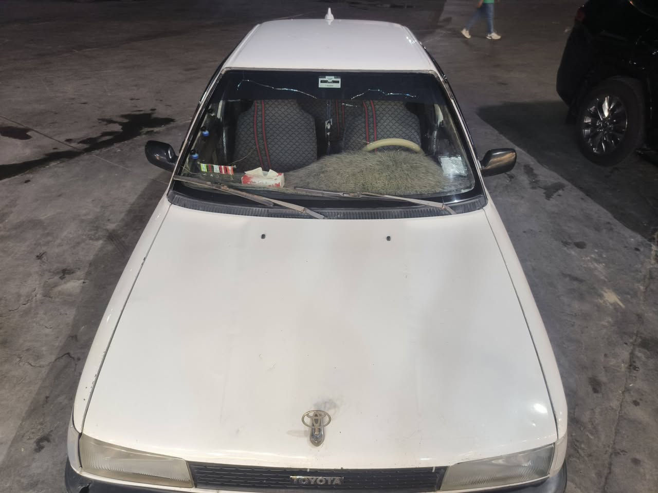 سلام عليكم ورحمة الله اخون كوله موديل ٩٠ رقم بغداد كير مكينه حديدية تخم تاير كهربائية كلها شغاله تبريدتدفىه دريمات فلنجات. دسكات. باتري. جديد عنوان بابل طريق سريع قرب مطعم انوار بابل السياحي سعر ٤٧ بيها مجال قليل اتصال رقم ***********
