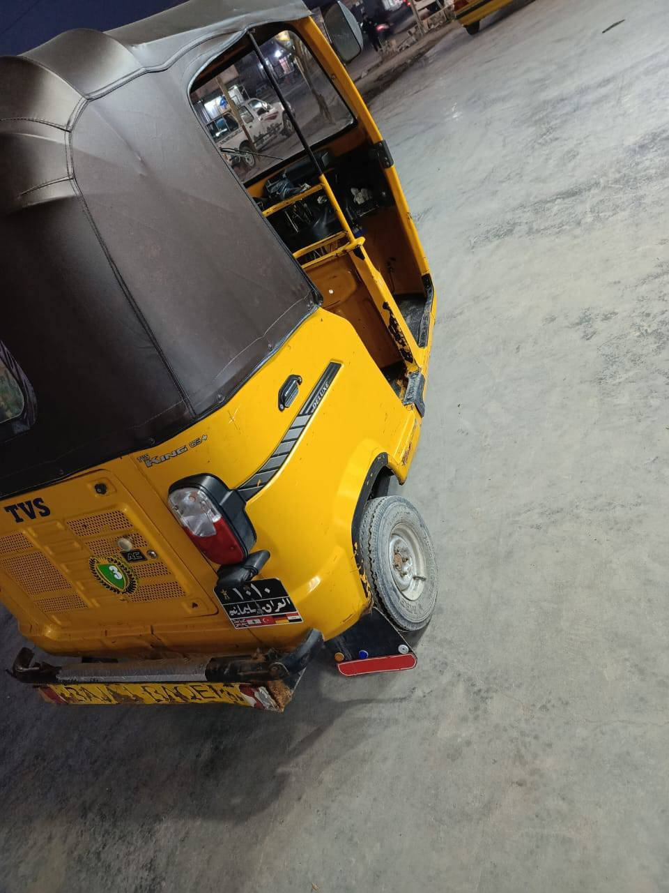 عليكم تكتك البيع موديل 20شهر 12, وراق وصواليه تكتك مكفواله من الضربه والصبق تكتك كبل الشارع مكاني بغداد حي نصر السعر 4,500 وبه مجال ***********
