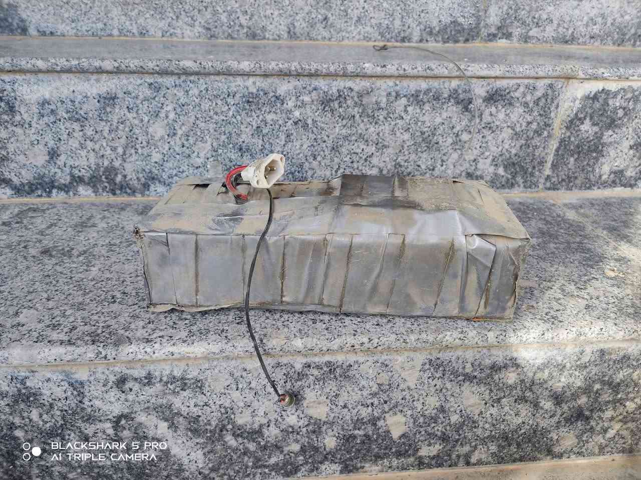 بايسكل قياس 20 نظيف بطاريه ليثيوم يمشي 20 كيلو توصيل في البصرة موجود *********** السعر 300 الف بس البطارية مشتريهه ب 300
