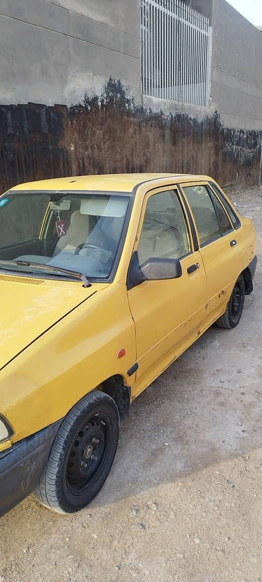 سلام عليكم سايبه مديل 13 بسمي كير مكينه نضيفات تبريد شغال بس الكبريسر بي صوت سعر 25 رايده بي خير ويدلل هيه بس 7تشهر عليه مكان الديوانية ام الخيل رقم ***********
