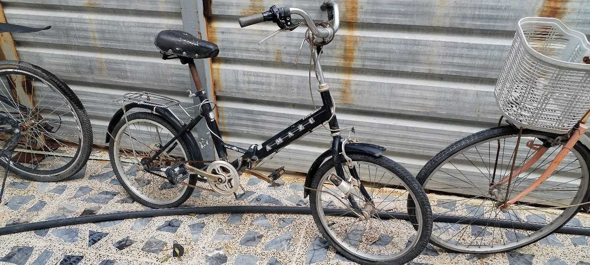 بايسكلات 3للبيع الصنع ياباني الأصفر بناتي الصغير يطبك فاشات كلهن السعر 200الف قفل


**إذا كنت صاحب هذا الإعلان وتريد حذفه لأي سبب، رجاءا أرسل رسالة إلى الدعم الفني**