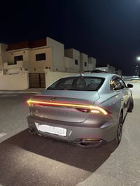 للبيع أو مراوس حسب القناعة ازيرا 2023 ماشية 48 الف المواصفات كلها مبين...