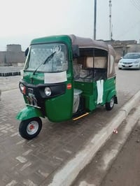 تك تك للبيع سعر 6.500 محتاج يخبرني وبخدمته ‏‪07700531889‬‏