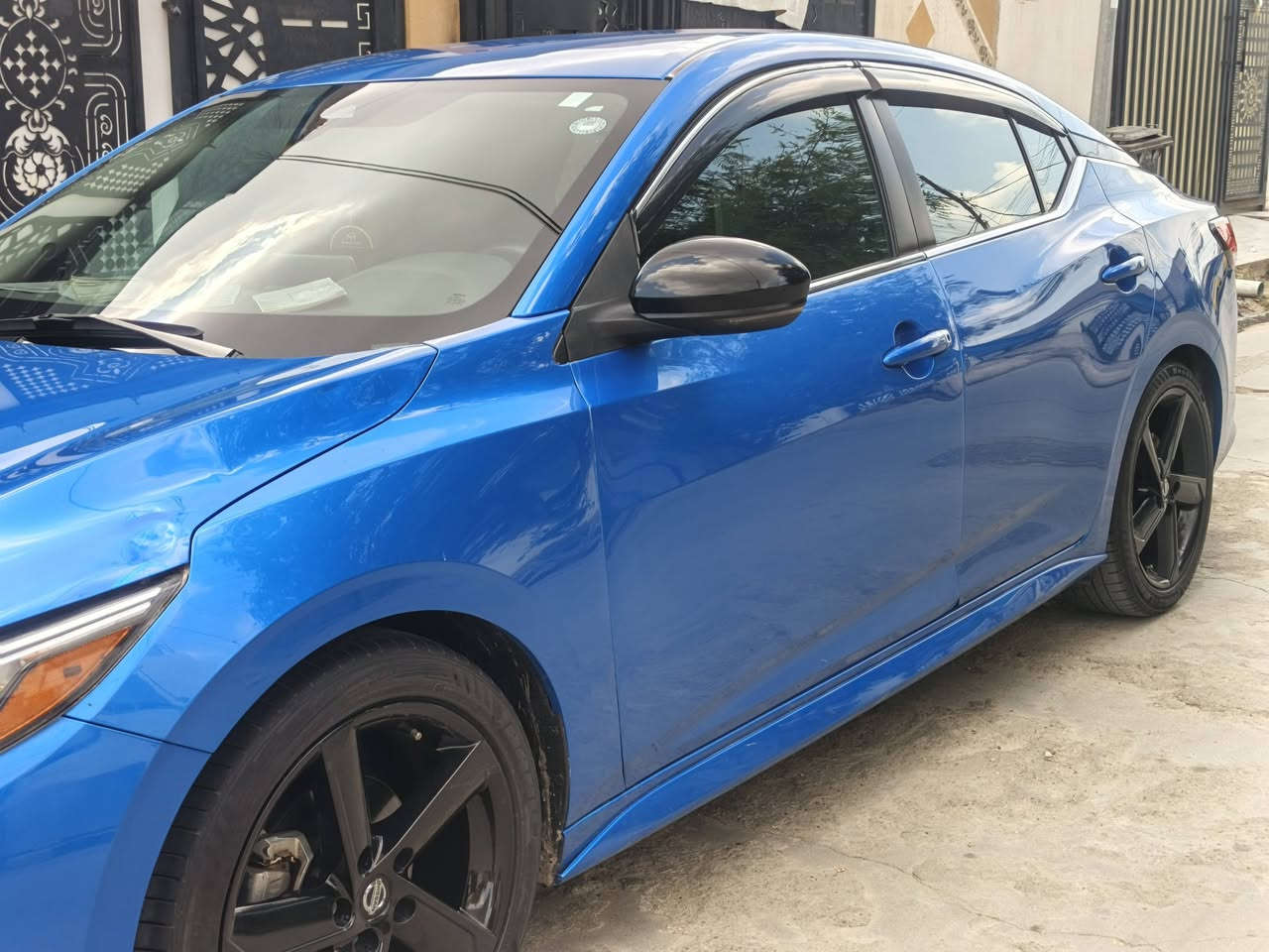 سنتره للبيع 2022سياره موصفاتSR بجم كبس الخلفي كبس سياره بيها قطعتين صبخ جاملخ وباب صور الحادث هم مرفوقات سياره جديده بل باكيت بل حقيقه احله وكلها عل وضع اشركه ردار كلها شغال سبير مانازل كاعيات شركه سياره 4تايرات جديده سنويه لحد 2029رقمها اربيل كير مكينه مكفول صدر جديد خلفي جديد سياره عل وضع اشركه مكان اسياره كركوك سعرها 133بيع فقط اعتذر عن المراوسه أو القصداشراي يخابر عرقم ***********
