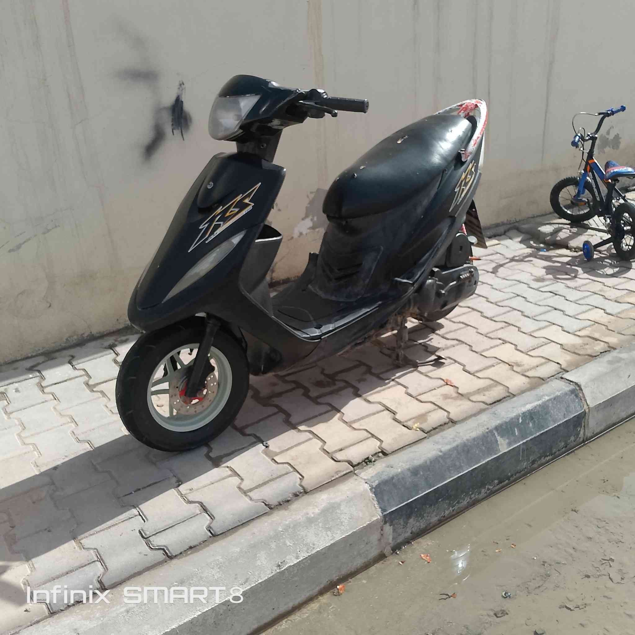 سلام عليكم دراجه ماكس عدله مفتوحه ولفات شديتله مال تفصيخ
دراجه سلف كهرباءيات كله شغال ضفيره جديده  دراجه نهضه مشي تخبل سعر 525وبيه مجال كفرات الاصليه موجودات حمر جاردات مال حاويه مكاني الاسكان الصناعي رقمي ***********
