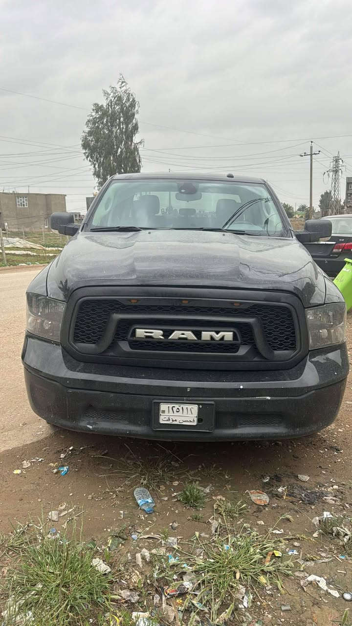 رايد مراوس عندي رام 23 ما مرقم كلاسك مكينة 3600 
ضرر 3 قطع وماعندي صور غير بس ذني عارضها 190 اكو بالسوك ب4 شدات واكو ب30 ورقة  مراوس او بيع السيارة ماشية 21 الف كيلو مو ميل كيلو  للاستفسار واتساب او اتصال 
***********
