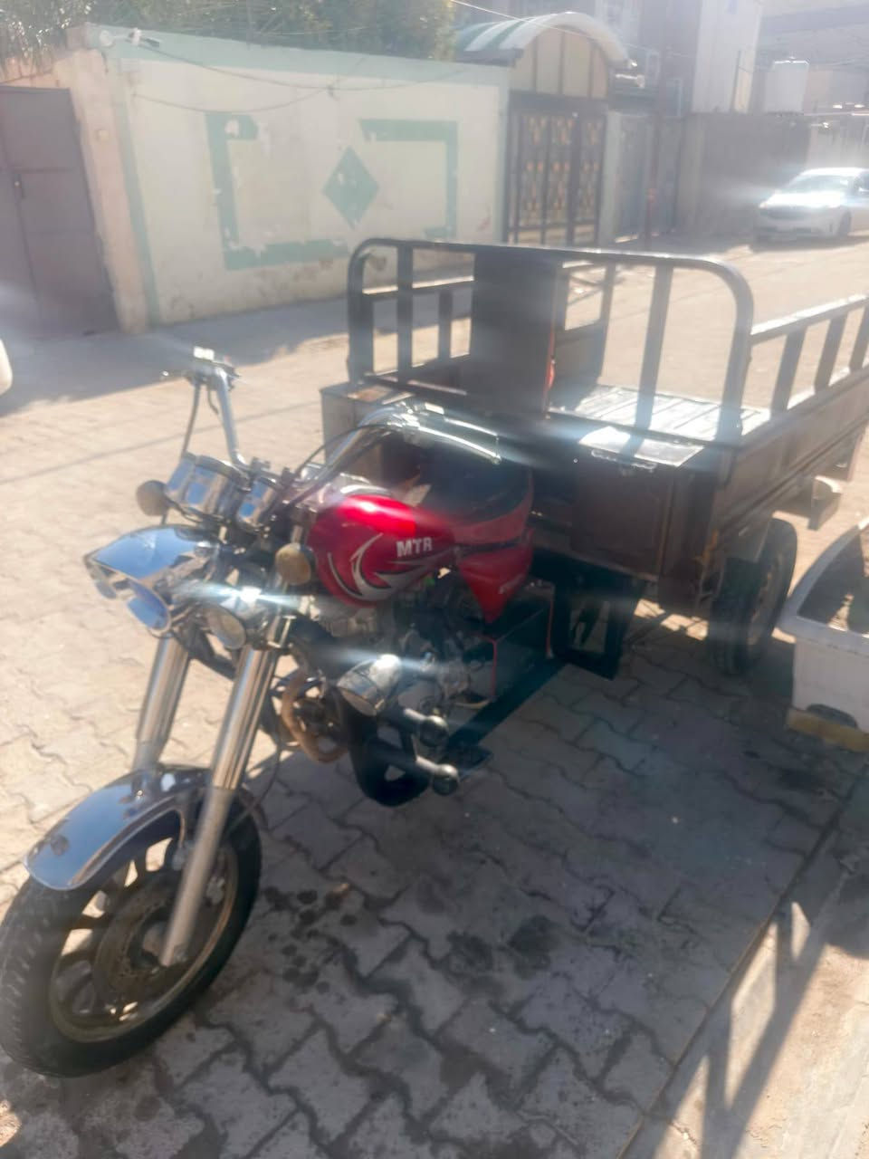 السلام عليكم ام تي ار كلك موديل 2007ماعايزه برغي نظيفه بمعنه الكلمه اكاتبك عن السرقه700قفل لاتصال على رقم ***********
