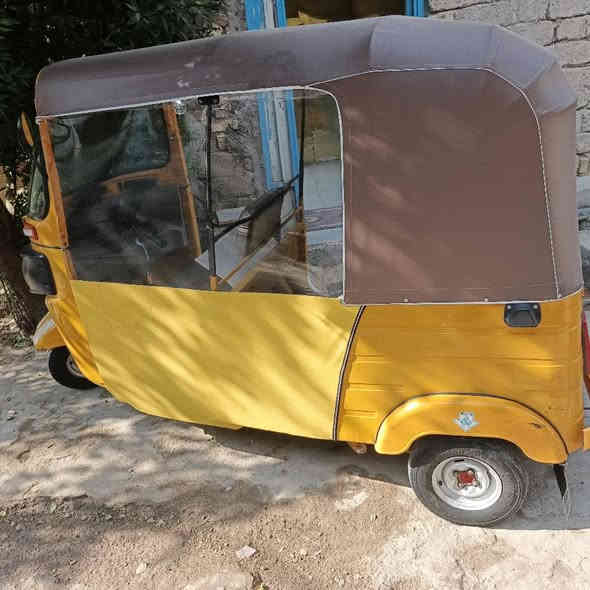 تك تك مديل 19شهر 9رقم مابيه كل نقص سعره 5750وبيه مجال،شراي،بخدمته مكانه العماره هاذرقم ***********
