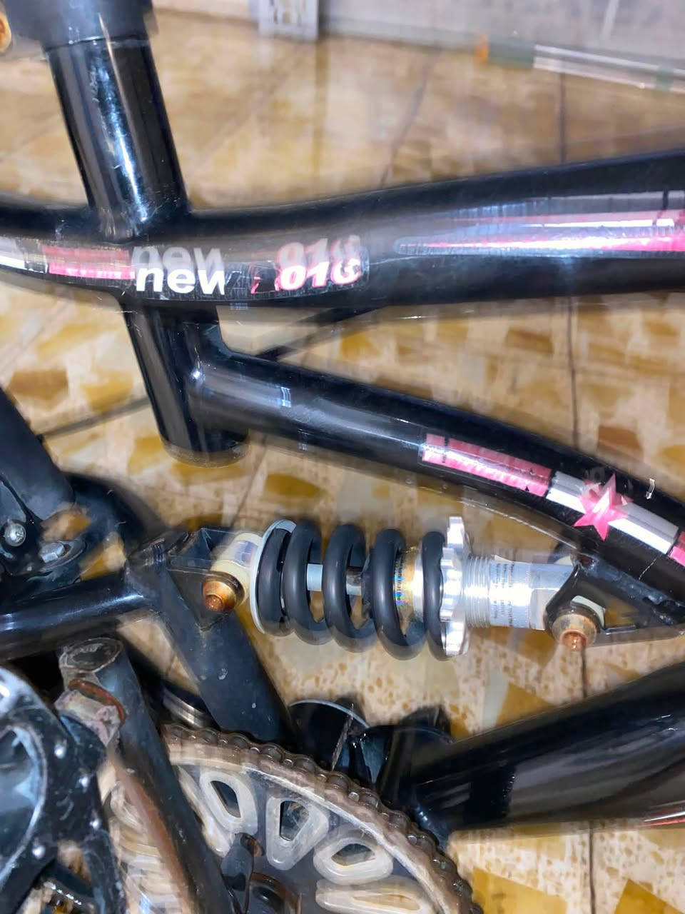 سلام عليكم ورحمة الله وبركاته بايسكل BMX للبيع مستعمل نظيف مابي اي عيب سعره 60 نهايته مكاني كركوك الي يريده يتواصل وياي خاص


**إذا كنت صاحب هذا الإعلان وتريد حذفه لأي سبب، رجاءا أرسل رسالة إلى الدعم الفني**