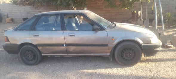 للبيع سيارة هوندا موديل 93    رقم كركوك الماني اليف سنويه الاصليه مفقوده بيها مستنسخه صاحب السياره من كركوك بالقادسيه ماعرف عنه شي ابيع غير شروط التحويل محورة كابريته محرك 16 كير اوتوماتيك السياره حلوه بس تريد ترتيب السعر 20 وبيها مجال ان شاءلله     *********** 
***********
