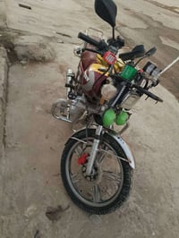 دراجه 20 محدثه 22  السعر ب 550 فيها مجال شيء بسيط  المراسله على الواتس...