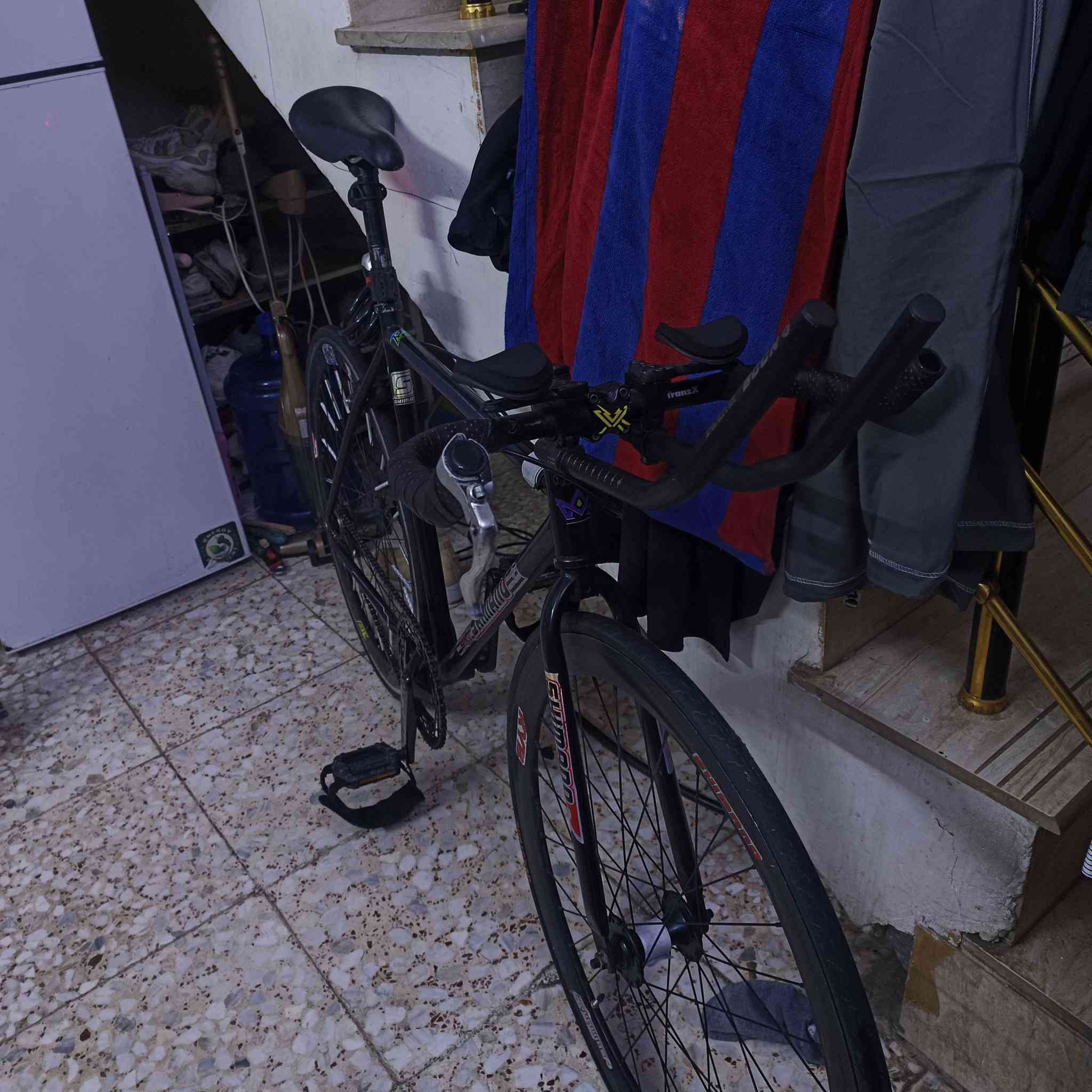 سلام عليكم 👋
بايسكل فكسد لل بيع 
المعدن المنيوم 
وزن 7kg
دشلي امامي 49 
الحجم 29 
قيم بل سعر الي يعجبك واذا  عجبني بل عافيه عليك 
مكاني بغداد شعب ماكو توصيل ❤


**إذا كنت صاحب هذا الإعلان وتريد حذفه لأي سبب، رجاءا أرسل رسالة إلى الدعم الفني**