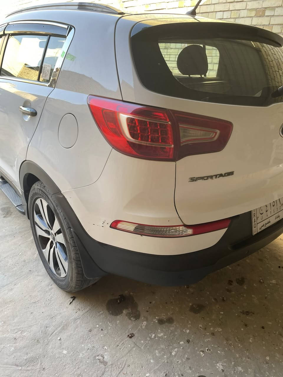 السلام عليكم سبورتج للبيع 2013 ماشيه 173 مكفوله من الصبغ بس كم مكان بارد السونار بالمنشور السعر 145 العنوان مدينه الصدر ***********
