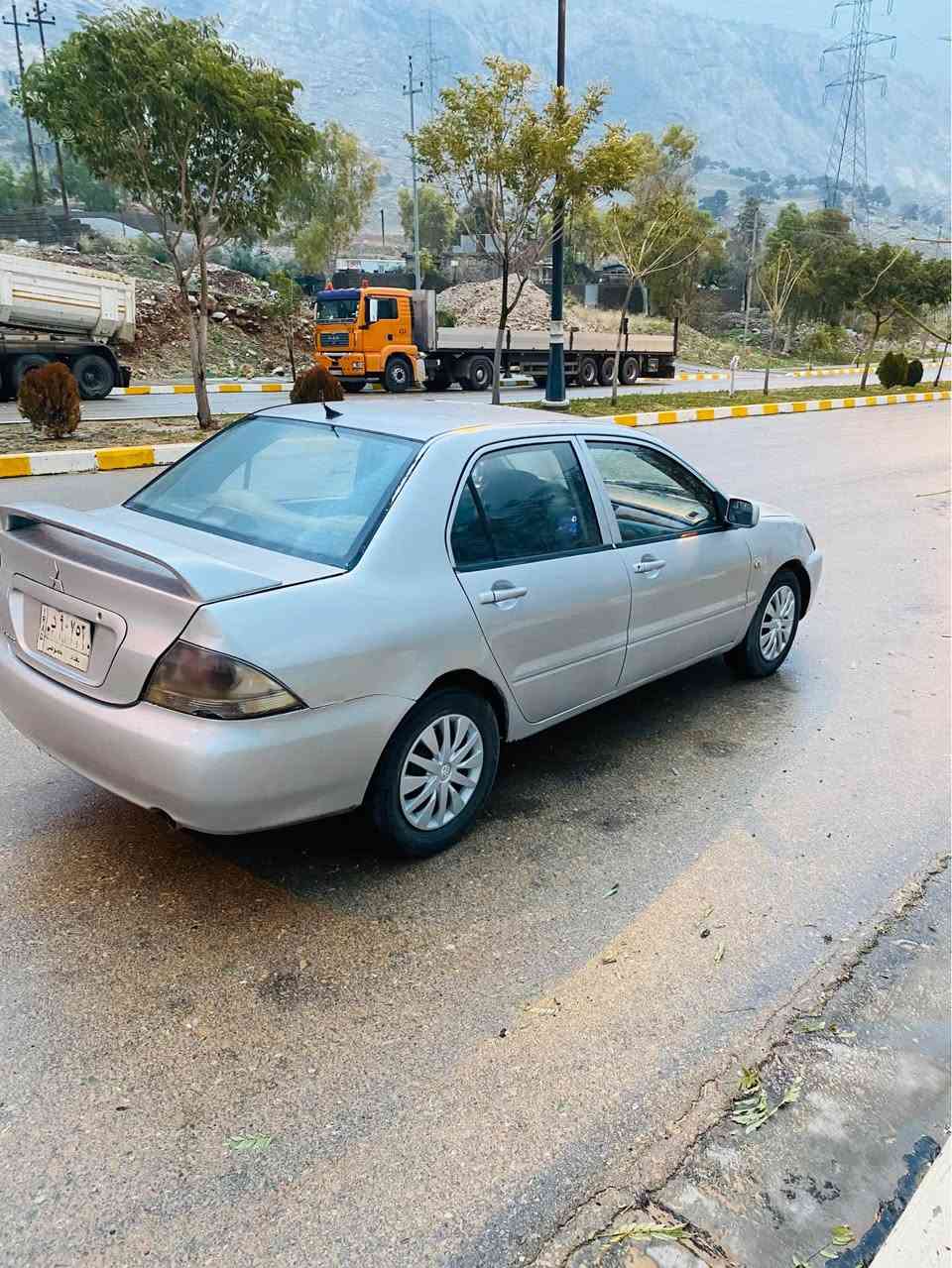 لانسەر مۆدیل ٢٠١١ گیر تۆماتیک مەکینە گەورە  گێڕو مەکینەی نەکراوەتۆ بەشەرت سەنەوی  عاج پلاسیکە بەشەرتی ئەوالیاتو حاسیبەو پاکانەش شاشەئایپاتو کامیوە تەبریت ساردووگەرم لەسەرسویج  بەشەرت بی دەعمولێدراو بێ ساردوشوخوت یجی پێوە نیەلۆکە هەموگیانی لەسەر شەریکەماوەتۆ  بەوشەرتە  جوار تایەی تازەی بۆبسراوە  یەک دینار مەسرفی تیانیە لە دەعامیوە  بۆ دەعامی بەشەرت ئەی فرۆشم سعری49 وەرەقە ***********.    *********** دار بنديهكان, السليمانية
