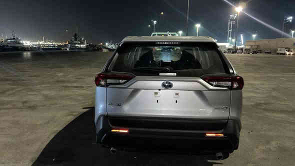 السلام عليكم أعضاء الكروب المحترمين تيوتا راف فور وارد ياباني اصلي محور يابان كله بلاد بدون  كص موديل ٢٤ زيرو ماشيه ١٠ السياره بصمه  كرسي كهرباء تحديد مسار  توقف ذاتي حساس كامير  السعر ٢٠٥ وبيه مجال للطيبين  حادث السياره طخه في باب عكس السايق وصبغ ربع الباب الخلفي  رقم التلفون *********** السياره رقم السياره هايبرد
