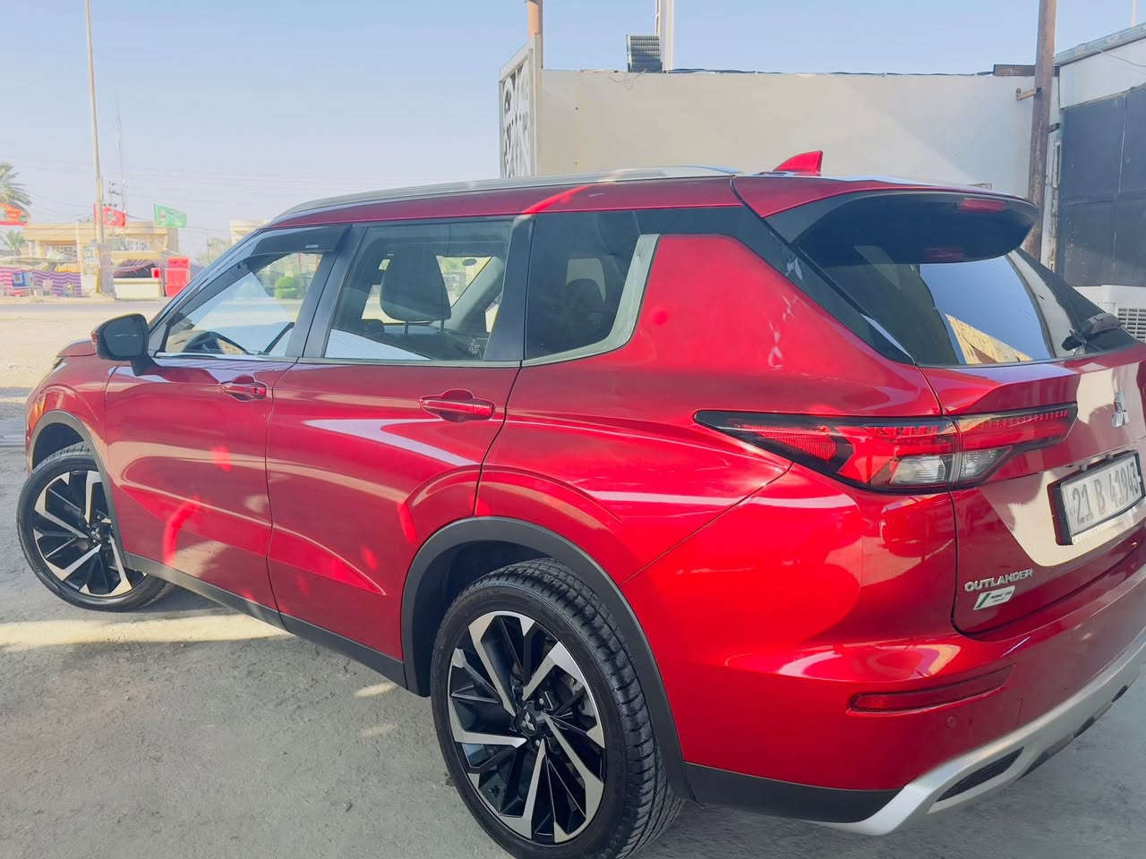 مسيوبوشي اوتلندر موديل 2022 رقم سليمانية
صوره الحادث موجوده طرف البنيد مصلح  
((مواصفات فول 1/1 ))
بصمة
بانوراما قطعتين
4*4دبل اكسل
سبعة راكب
مكينة 2500
مانع انزلاق
كروس سرعة
كشنات جلد وكنتار 
واير ليس شحن
اضائات زنون امامي وخلفي
صندوق شفط وجلاق
توقف ذاتي 
كشن هيتر
ستيرن هيتر
اوتو هولد
مانع انزلاق 
تحديد مسار
اشاير بالمري 
 مانع تصادم
شفتات ستيرن (كير) 
ابواب بصمة
اطارات حجم 20
كاربلاي
شاشة كبيرة
خمس كامرات
حساس خلفي 
زراك لايت
رادار امامي و خلفي و جانبي
لايت زينون
لايت ليد
بلاجكتور
تحكم ستيرن جهتين
تحديد السرعة
تحديد المسار
نظام ايكو 
نظام سبورت
6 انضمه سياقه
ويل كب 20 كروم 
هاند بريك بصمة
تبريد قطعتين
شاشة كبير
تحديد مسار 
نقطة عمياء 
بعد بيها هوايه مواصفات 
السعر 195$
***********
