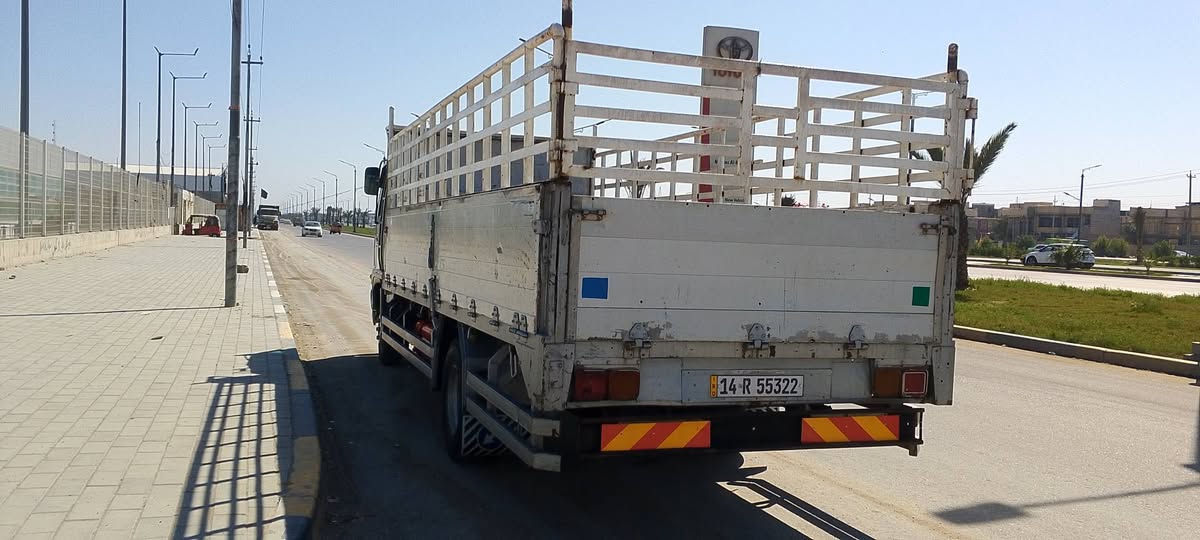 هينوا طيره مديل  ٩٥ رقم بصره  انكليزي ٧٠سوبر تخم تاير جديد الطول سته  متر سياره  جاهزه  السعر ١٥٠وبيه مجال اتصل ***********
