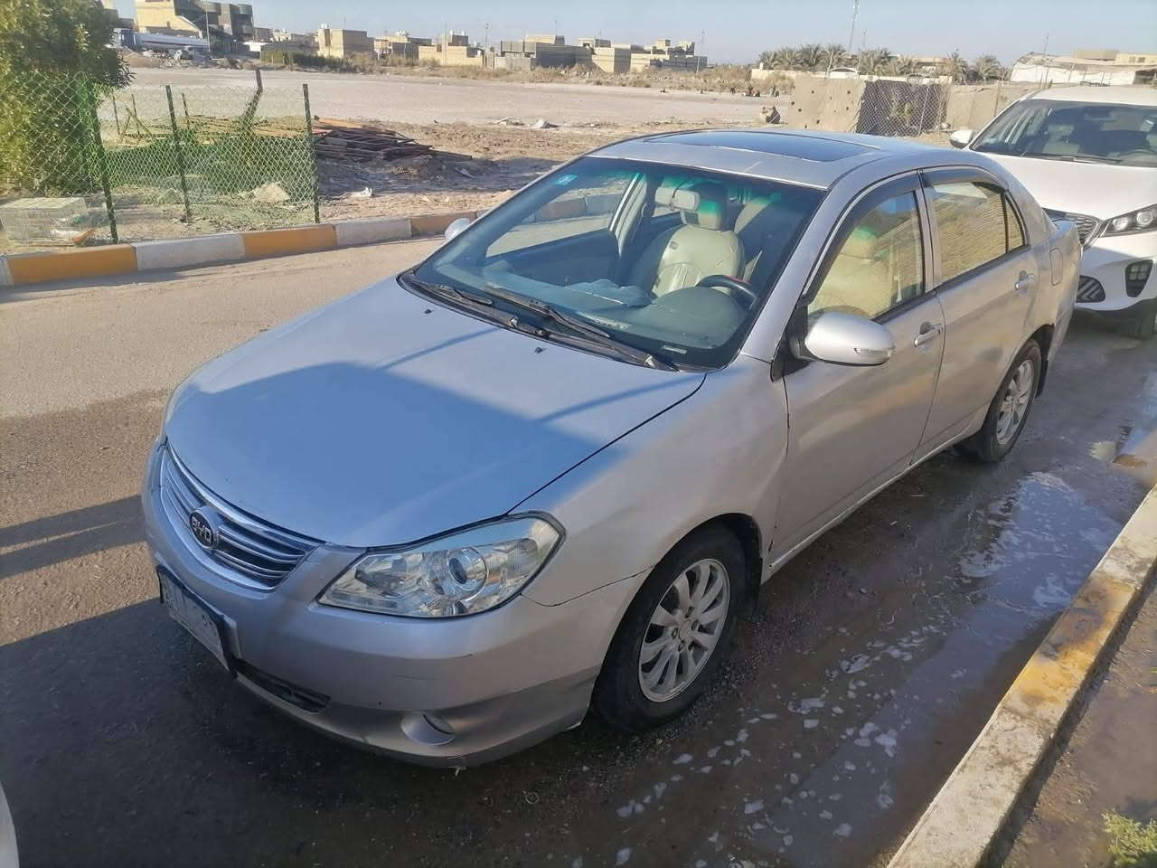 السلام عليكم بيوايدي موديل 2013جي3 رقم صلاح الدين  كير عادي سعر 25  مابيه نقص مطوبه مصرف راعيه جاي سدد سويلك وكاله مكان سياره الانبار رمادي ***********
